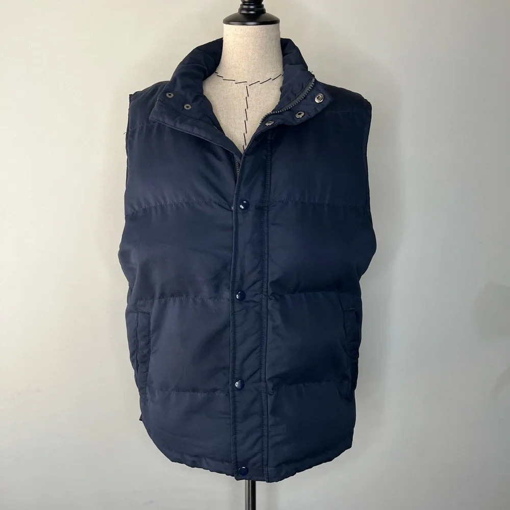 St. Johns Bay Navy Blue Winter Fall Vest w/ Zipper and Snaps Warm Comfy sz M